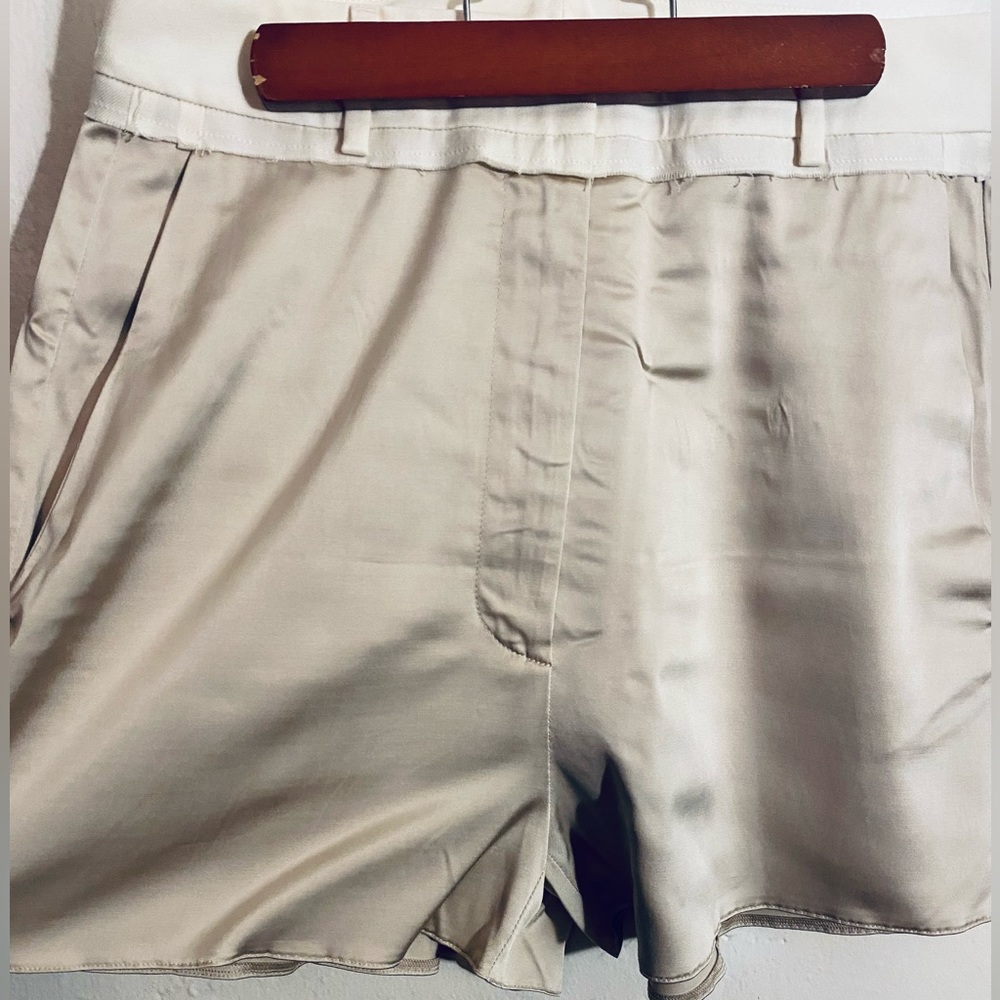 MM6 Maison Martin Margiela size 42 off white Bermuda shorts